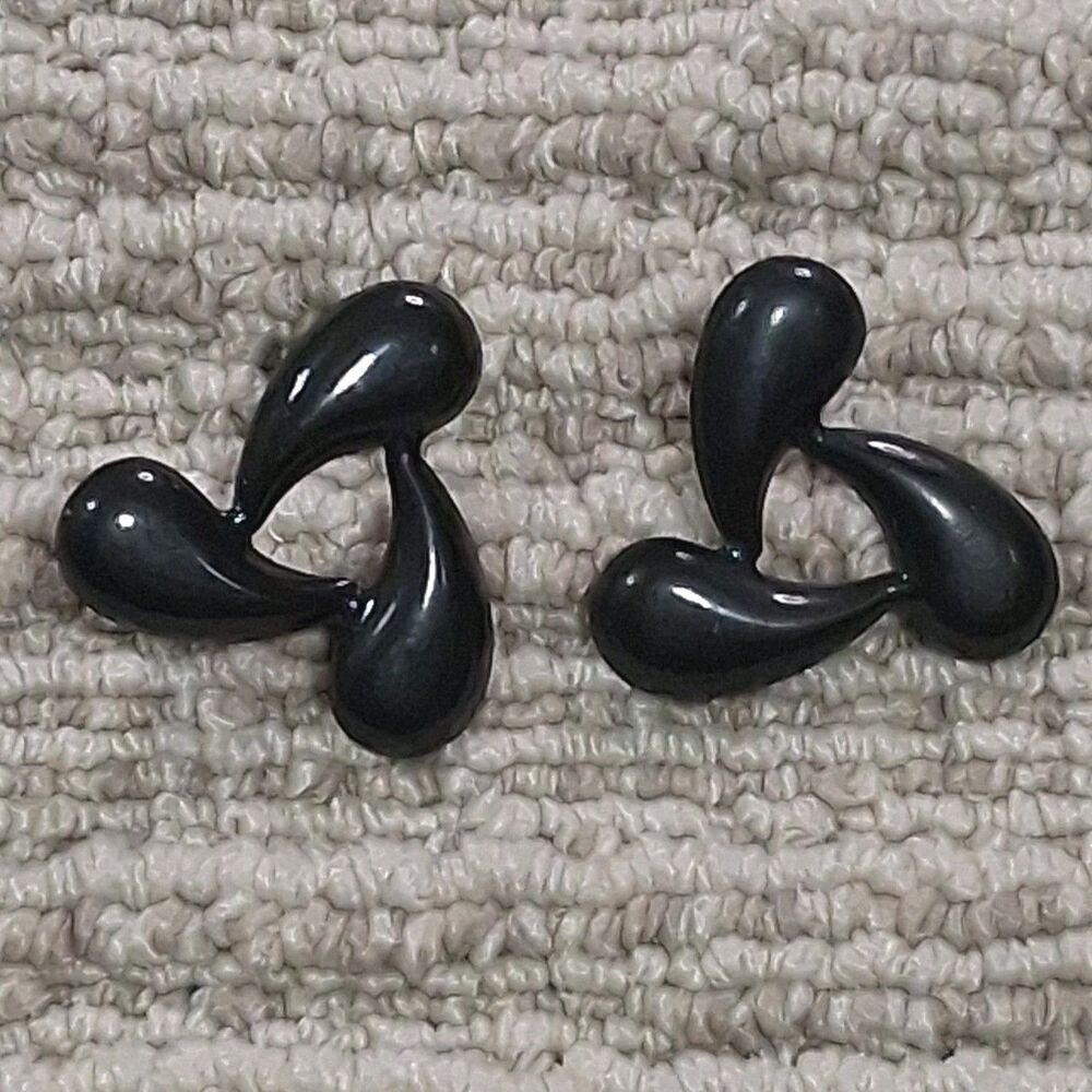 Vintage Black Teardrop Pinwheel Pierced Stud Earrings Abstract Modernist Women